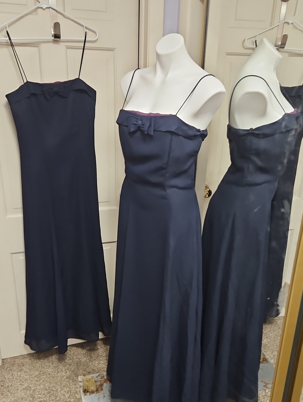 90s Classic Navy Burgandy Strapless Evening Flaire Dress - Picture 7 of 10